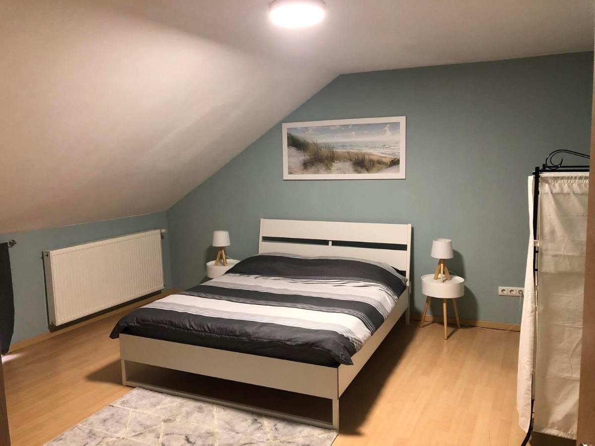 Cozy 120M² Apartment With 3 Bedrooms And 1 Home Cinema Useldange Exterior photo